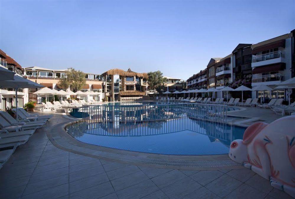 Bitez Risa Hotel Eksteriør billede