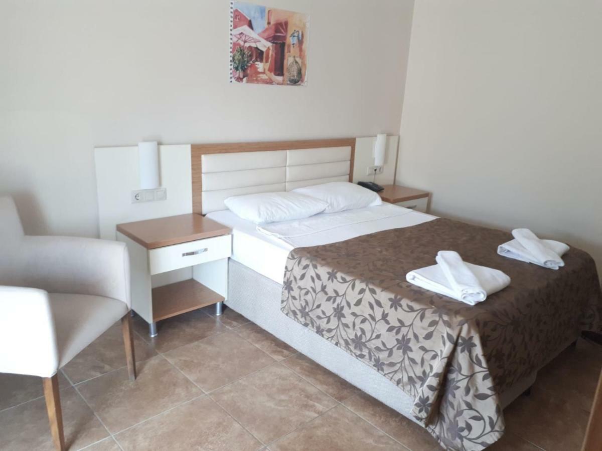 Bitez Risa Hotel Eksteriør billede