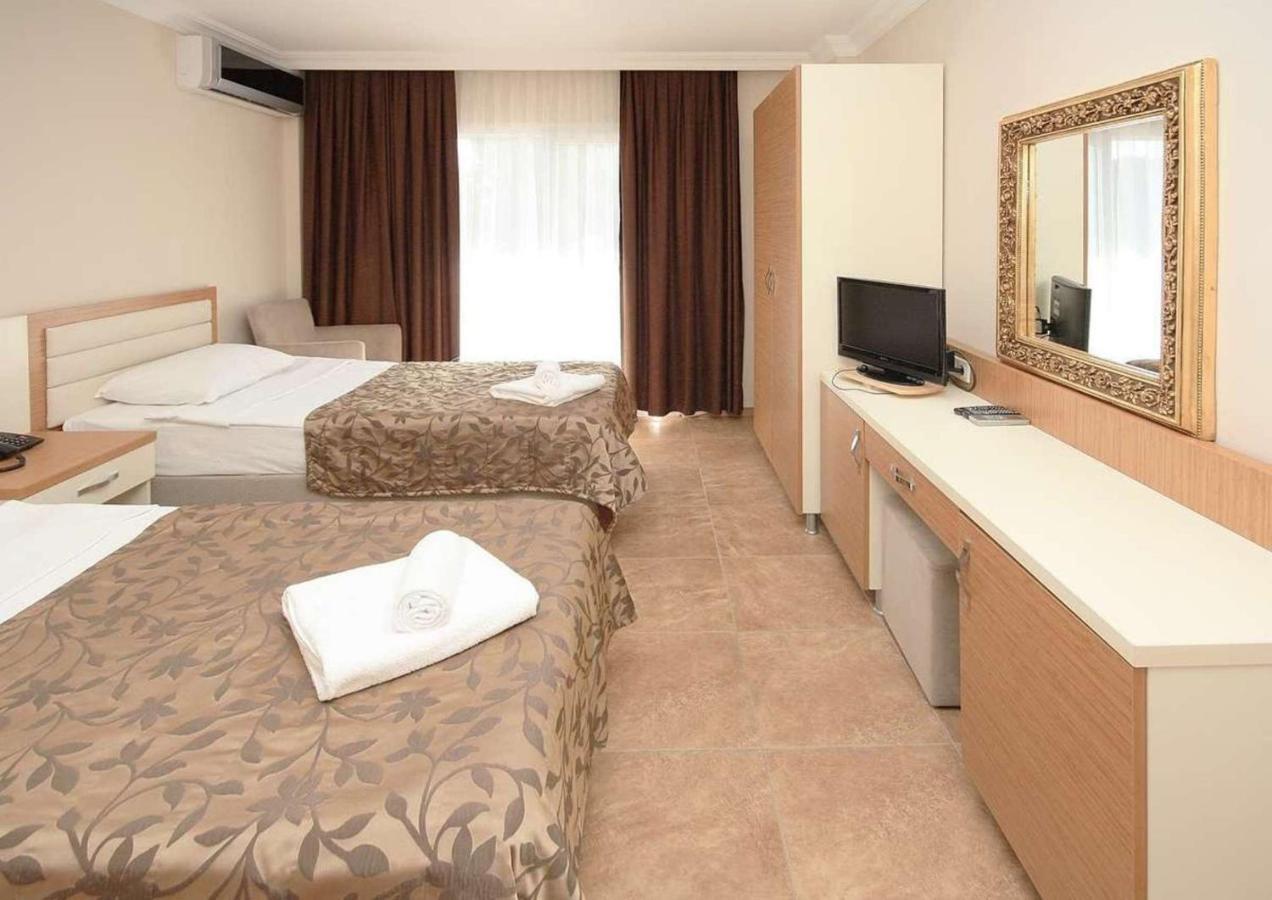 Bitez Risa Hotel Værelse billede