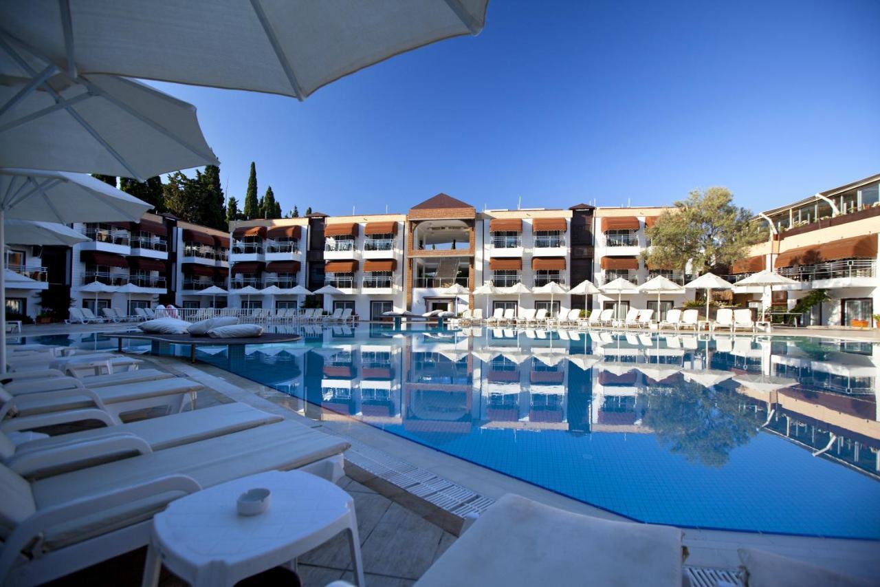 Bitez Risa Hotel Eksteriør billede